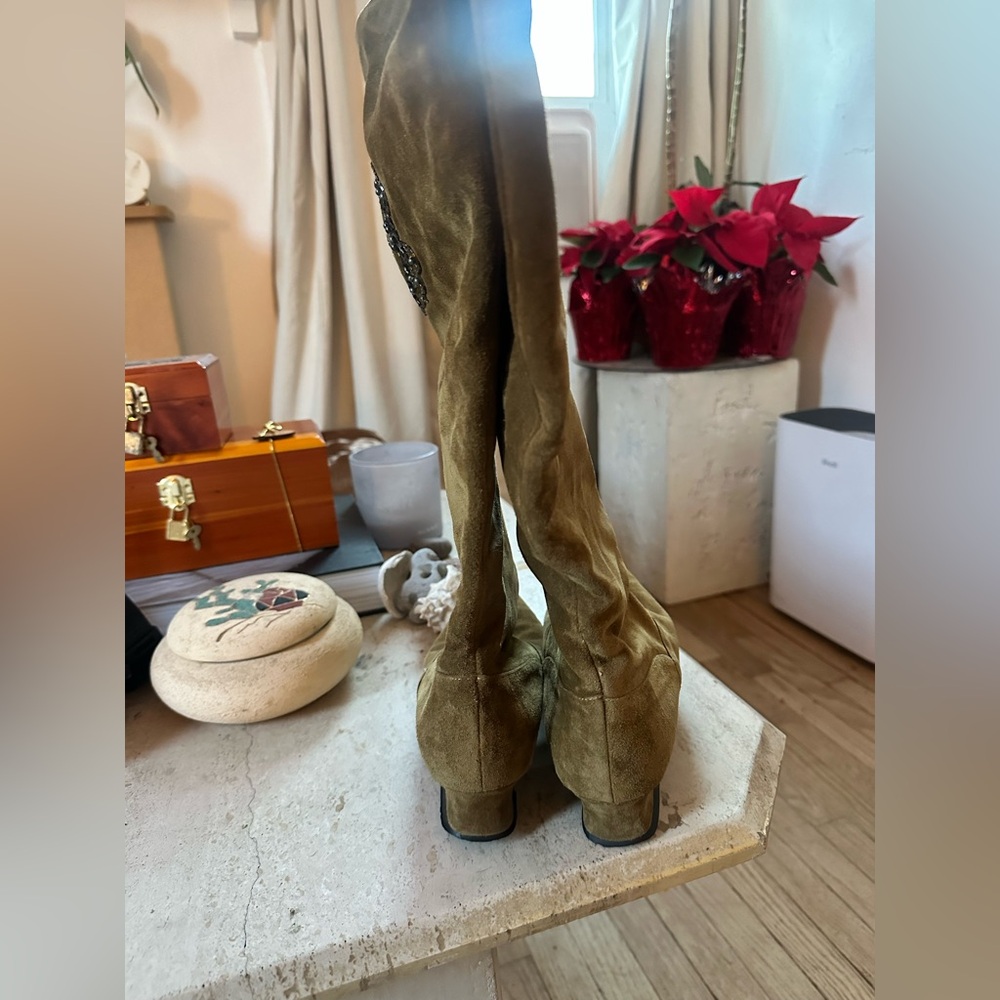 Suede boot - Picture 3 of 5